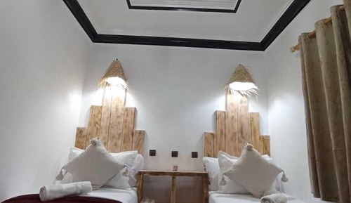 Twin Room, Non Smoking, Private Bathroom