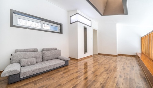 Basic Room, 3 Bedrooms (Orange Room)