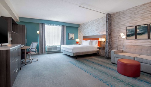 Studio Suite, 1 King Bed, Accessible (Roll-In Shower)