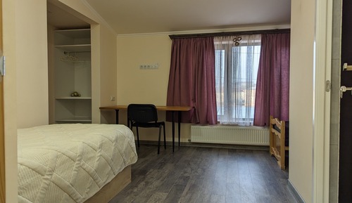 Economy Room, 2 Twin Beds, Non Smoking, City View