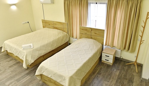 Comfort Room, 1 Bedroom, Non Smoking, City View