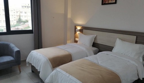 Standard Twin Room