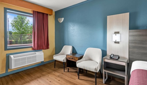 Standard Room, 1 King Bed, Smoking