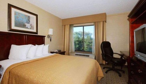 Standard Room, 2 Queen Beds, Non Smoking