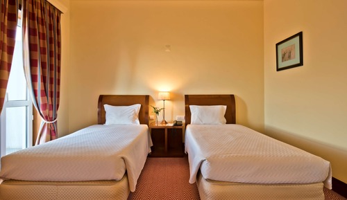 Superior Room, 1 Queen Bed, Balcony, Mountain View
