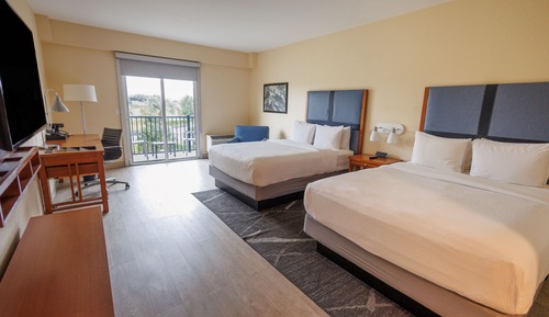 Deluxe Room, 2 Queen Beds, Balcony, Park View (Premium Queen, Balcony)