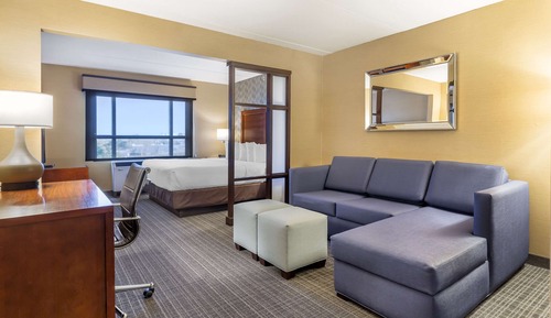 Standard Suite, Non Smoking