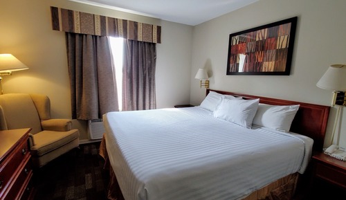 Studio Suite, 1 King Bed, Non Smoking