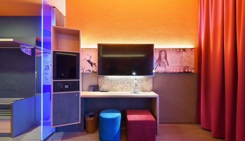 Design Double Room, 1 King Bed