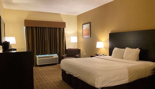 Studio Suite, 1 King Bed, Accessible, Non Smoking (Mobility, Tub w/Grab Bars)