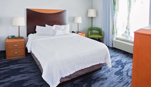 Room, 2 Queen Beds, Non Smoking (Mobility, Bathtub W/grab Bars)