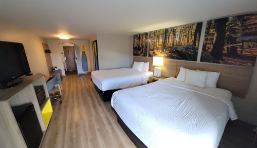 Room, 2 Queen Beds, Non Smoking