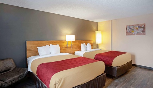 Standard Room, 2 Queen Beds, Non Smoking