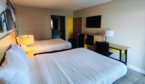 Room, 2 Double Beds, Smoking