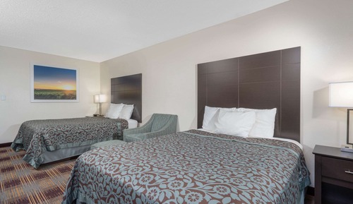Standard Room, 2 Queen Beds