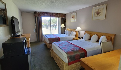 Deluxe Room, 2 Double Beds, Non Smoking (Newly Renovated)