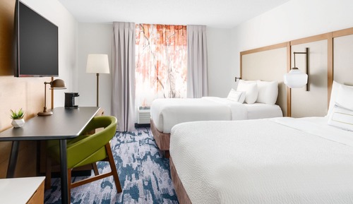 Room, 2 Queen Beds (Mobility Accessible, Tub)