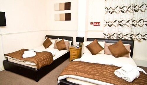 Suite, Ensuite (4 Persons)