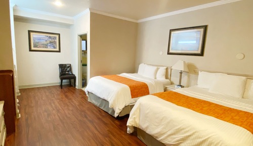 Standard Room, 2 Queen Beds