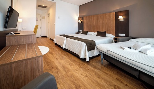 Standard Room, Balcony, City View (2 Adults + 2 children)