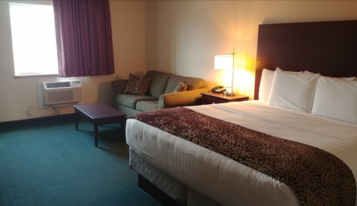 Suite, 1 King Bed with Sofa bed, Non Smoking