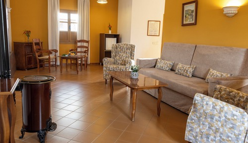 Superior 2 Bedrooms