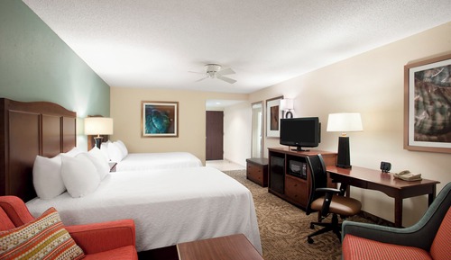 Standard, Two Queen and One Sofa Bed, Partial Ocean View