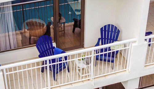 Room, 2 Double Beds, Pool View