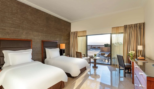 Royal Villa, Sea View