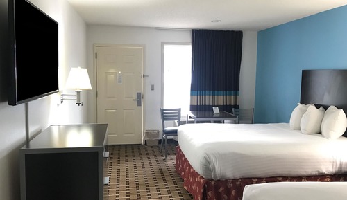 Suite, 2 Double Beds, Non Smoking