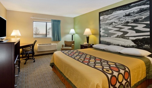 Standard Room, 1 King Bed