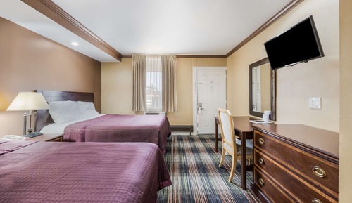 Room, 2 Queen Beds