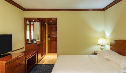 Standard Room, 1 Queen Bed, Garden View