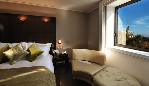 Luxury Room, 1 King Bed, Club Lounge Access, City View