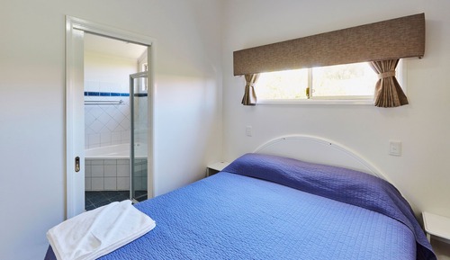 Spa Villa - Sleeps 4