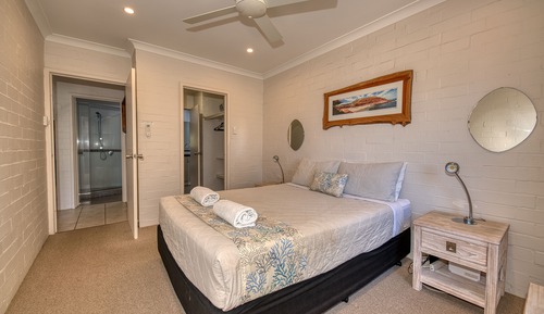 Panoramic Apartment, Beach View