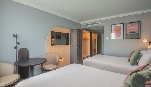 Standard Twin Room