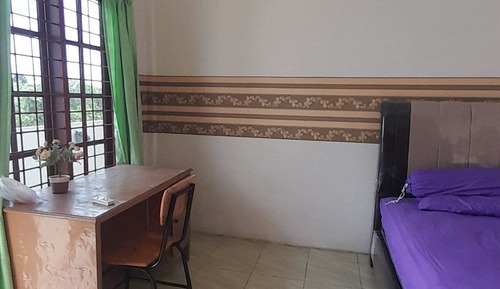 Basic Single Room