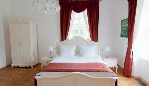 Luxury Suite, 2 Bedrooms, Connecting Rooms, Garden View