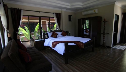 Deluxe Bungalow
