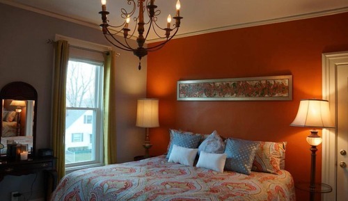 Angela's Suite