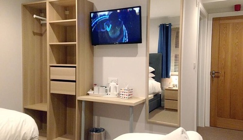 Twin Room, Ensuite, Ground Floor