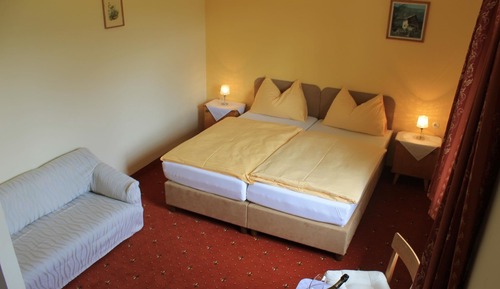 Twin Room, Mountain View