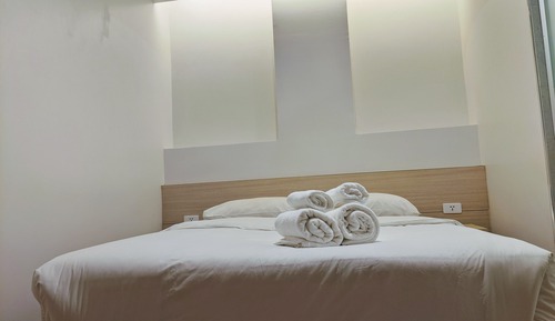 Superior Room, 1 Queen Bed, Non Smoking, Private Bathroom