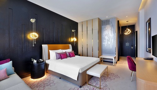Deluxe Room, 1 King Bed