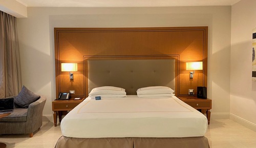 Deluxe Room, 1 King Bed