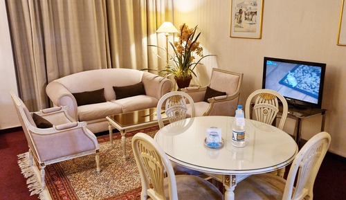 Suite Fourati