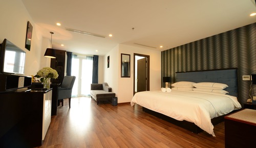 Suite, Balcony