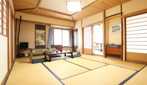 Japanese Style Room, Shared Bathroom with Toilet in room