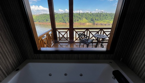 Deluxe Cabin, 1 Queen Bed, River View